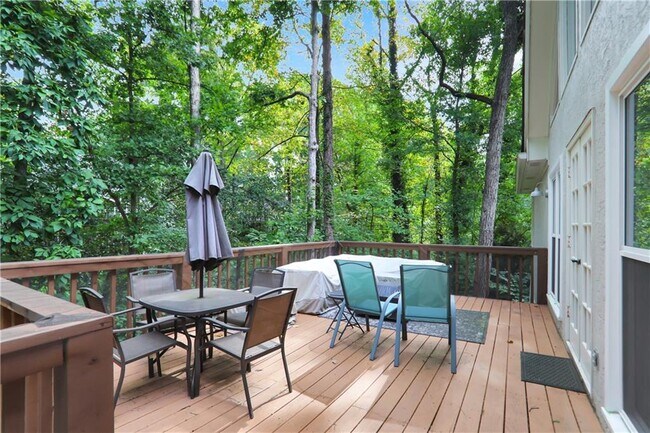 Building Photo - 745 Winterwind Way