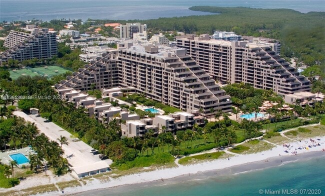 Building Photo - 201 Crandon Blvd