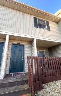 Building Photo - Available August 2026, Monthly Rent $1,500