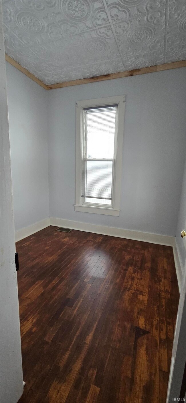 Building Photo - 9750 S Packerton Rd