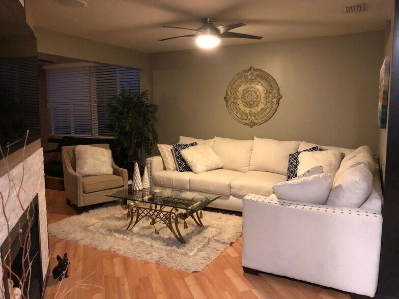 Building Photo - 1800 The Greens Way