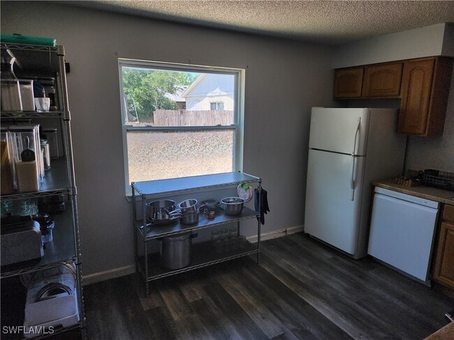 Building Photo - 12819 Kellywood Cir