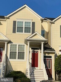 Building Photo - 1408 Nutwood Ct