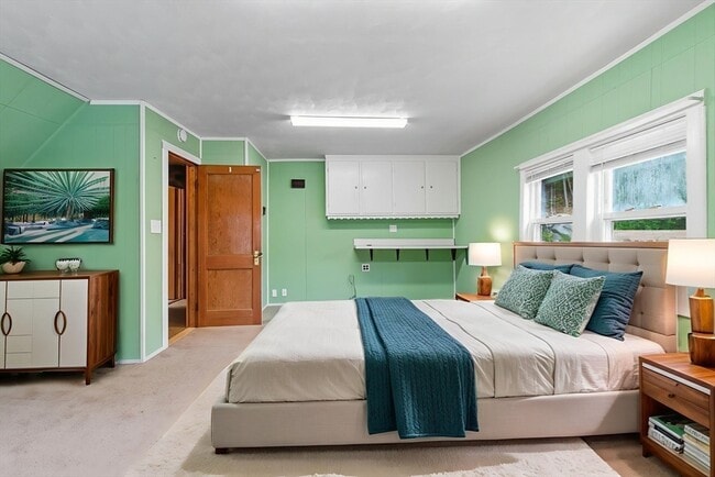 Building Photo - 60 Haines St