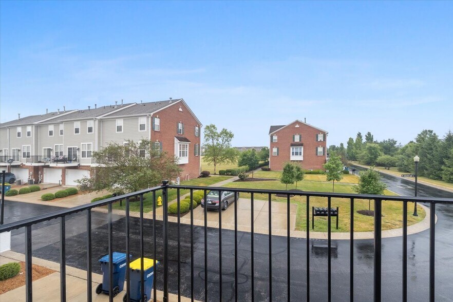 Building Photo - 13310 Golden Gate Dr W