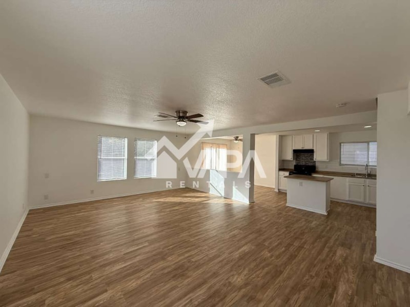 Building Photo - 9902 Hawksbill Peak