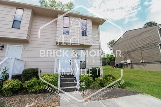 Building Photo - 2105 Belle Terra Rd