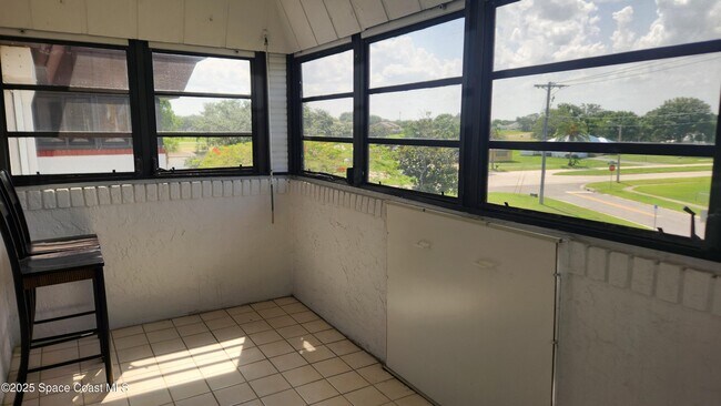 Building Photo - 725 Port Malabar Blvd NE