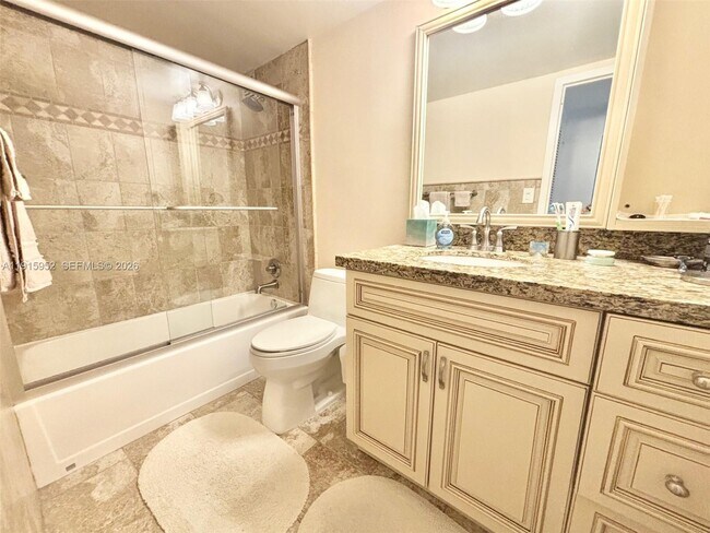 Building Photo - 2030 S Ocean Dr