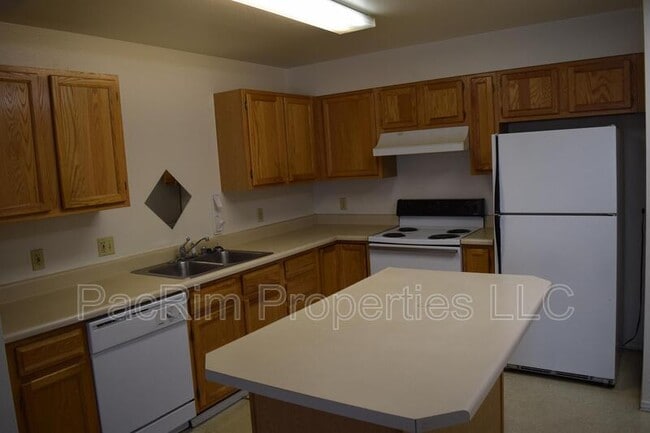 Building Photo - 315 Barrow St