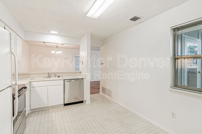 Building Photo - 7185 S Gaylord St