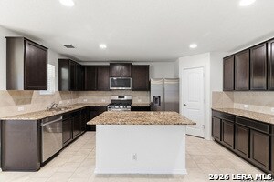 Building Photo - 15243 Cinnamon Teal
