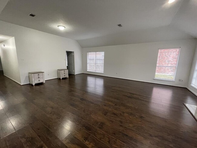 Building Photo - 21430 Park Timbers Ln