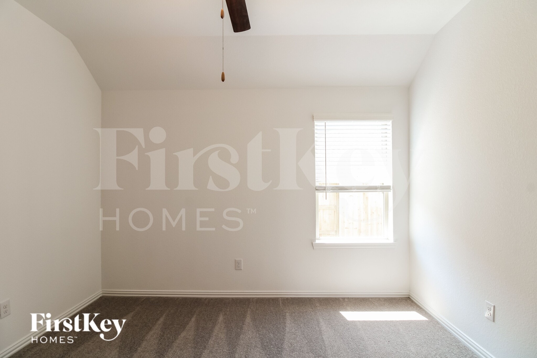 Building Photo - 9606 Mystic Way