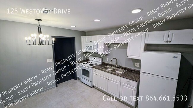 Building Photo - Beautiful Updated Home