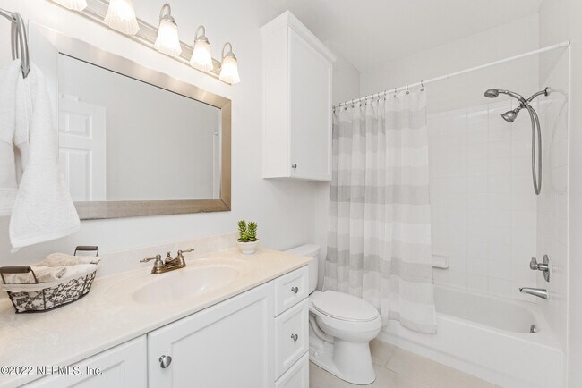 Building Photo - 230 Colima Ct