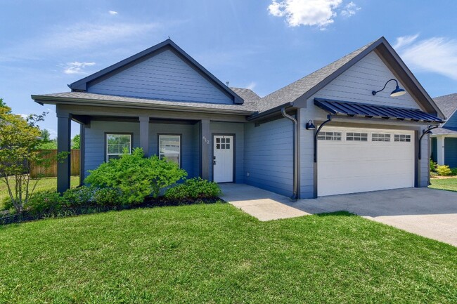 Building Photo - 412 Carneros Dr
