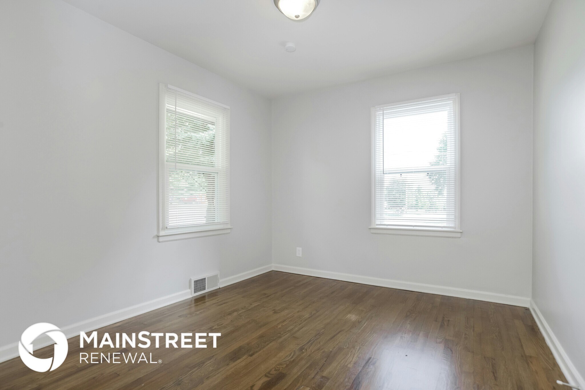 Building Photo - 11105 W 69th St