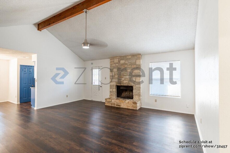 Building Photo - 4708 Carsonhill Dr