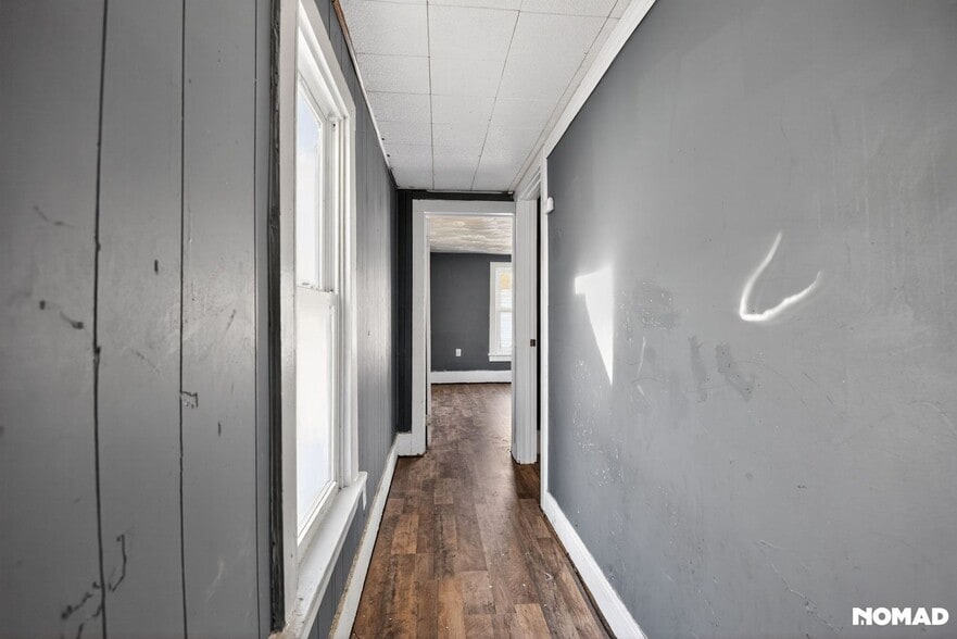 Building Photo - 920 S Matthew St