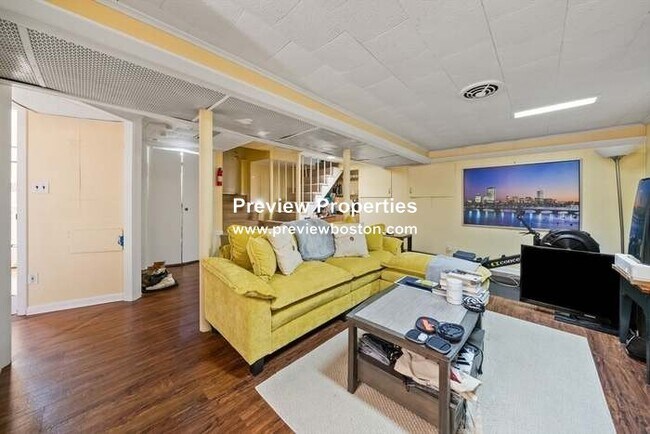 Building Photo - 41 Donnybrook Rd