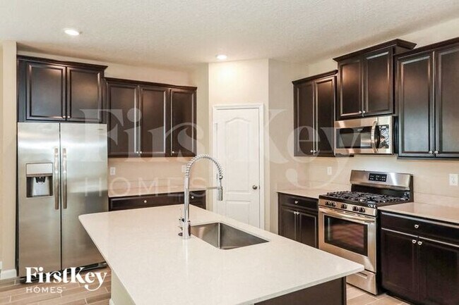 Building Photo - 219 Bloomfield Wy