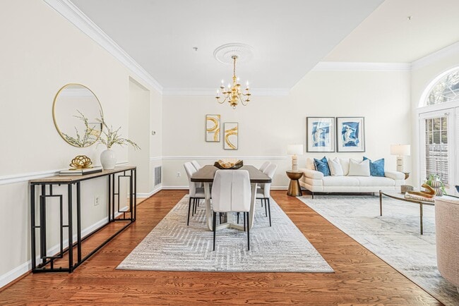 Building Photo - 631 Gatestone St