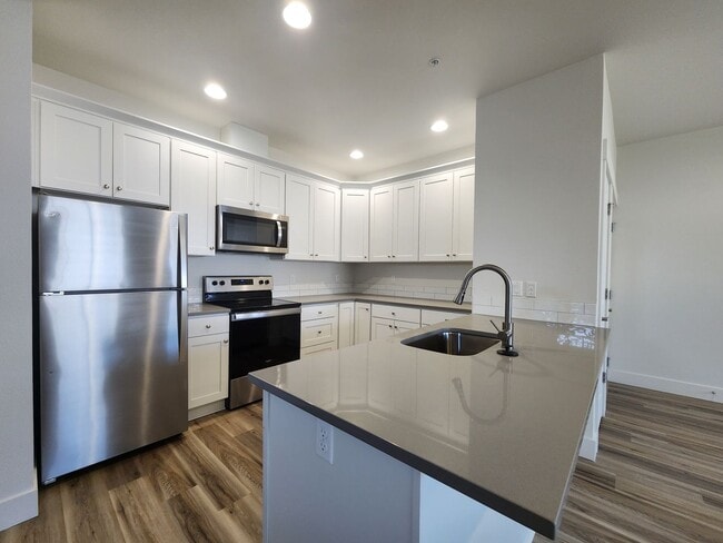 Primary Photo - $500 MOVE IN SPECIAL - FREE RENT - Beautiful Brand New Modern Apartment Homes in Keizer