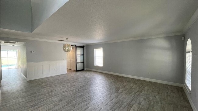 Building Photo - 205 Jocelyn Dr