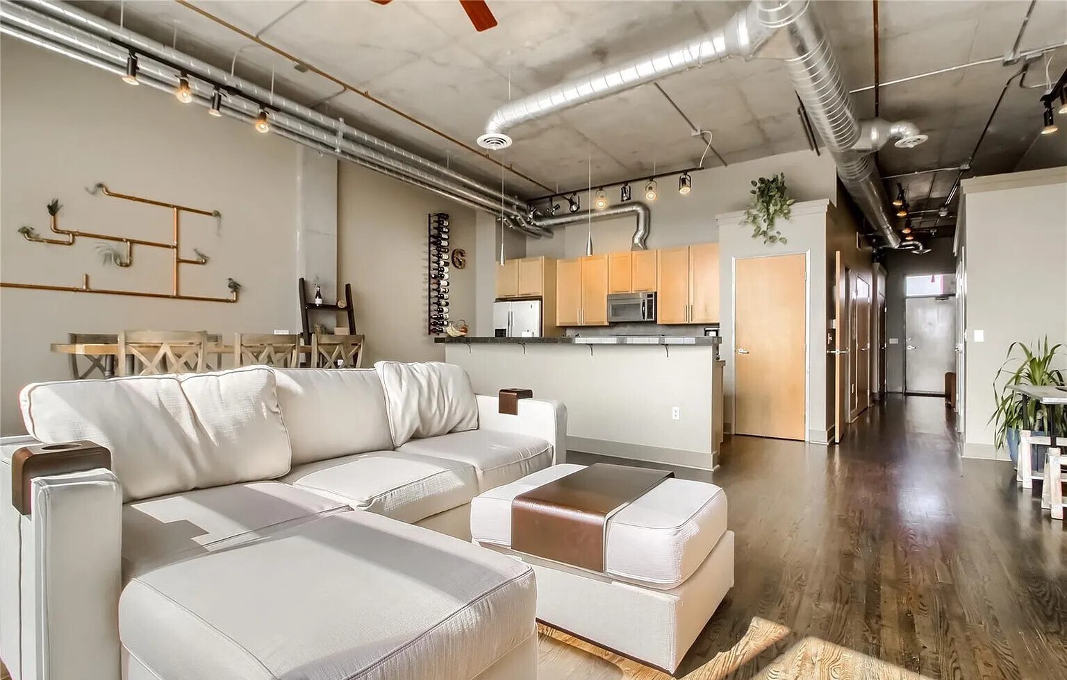 Building Photo - 2899 N Speer Blvd