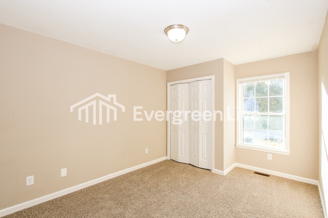 Building Photo - 129 St Andrews Pl Dr