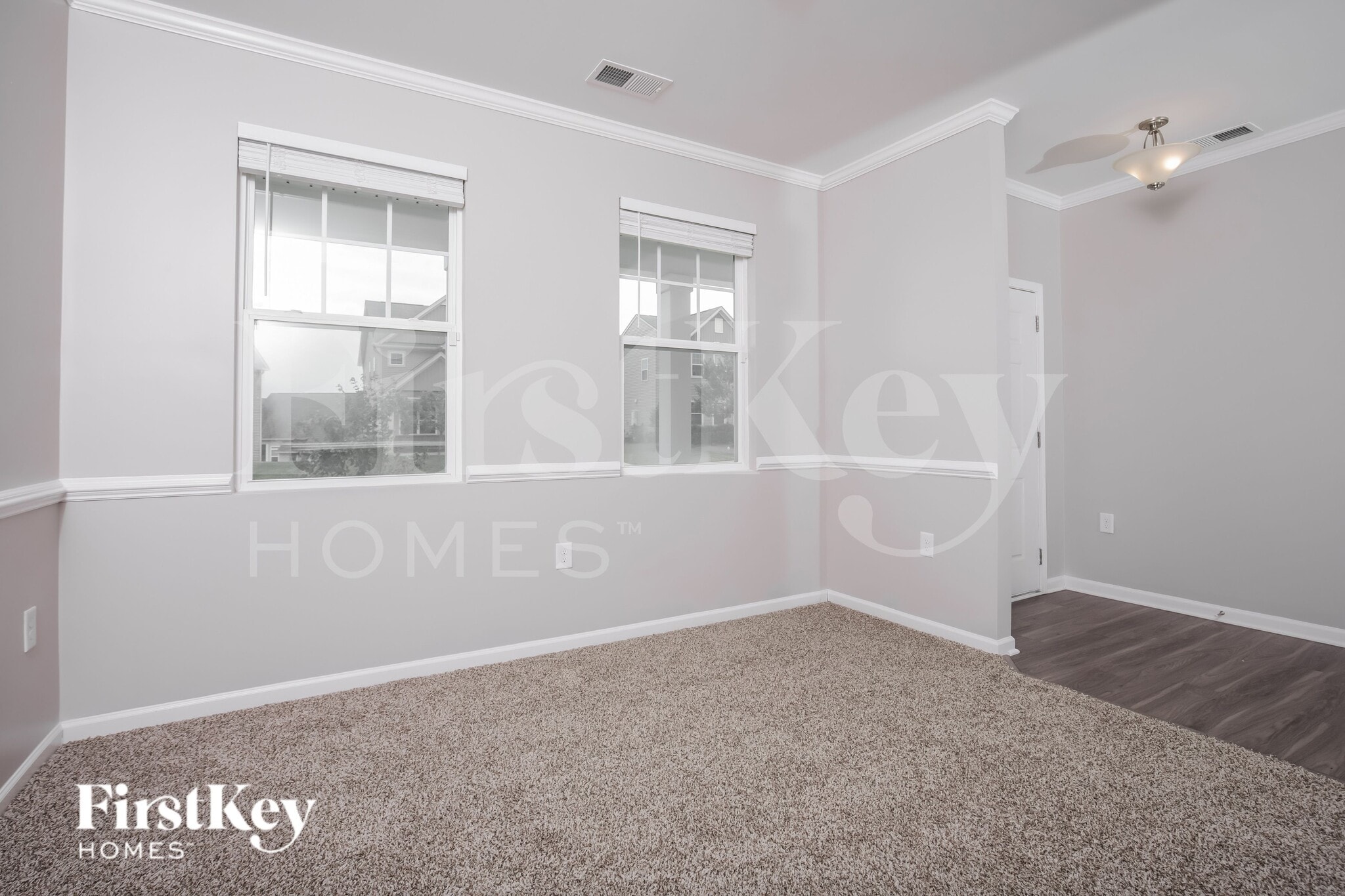 Building Photo - 636 Starry Sky Dr