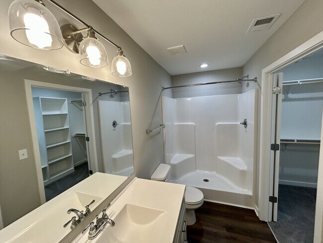 Building Photo - 33065 W 82nd St