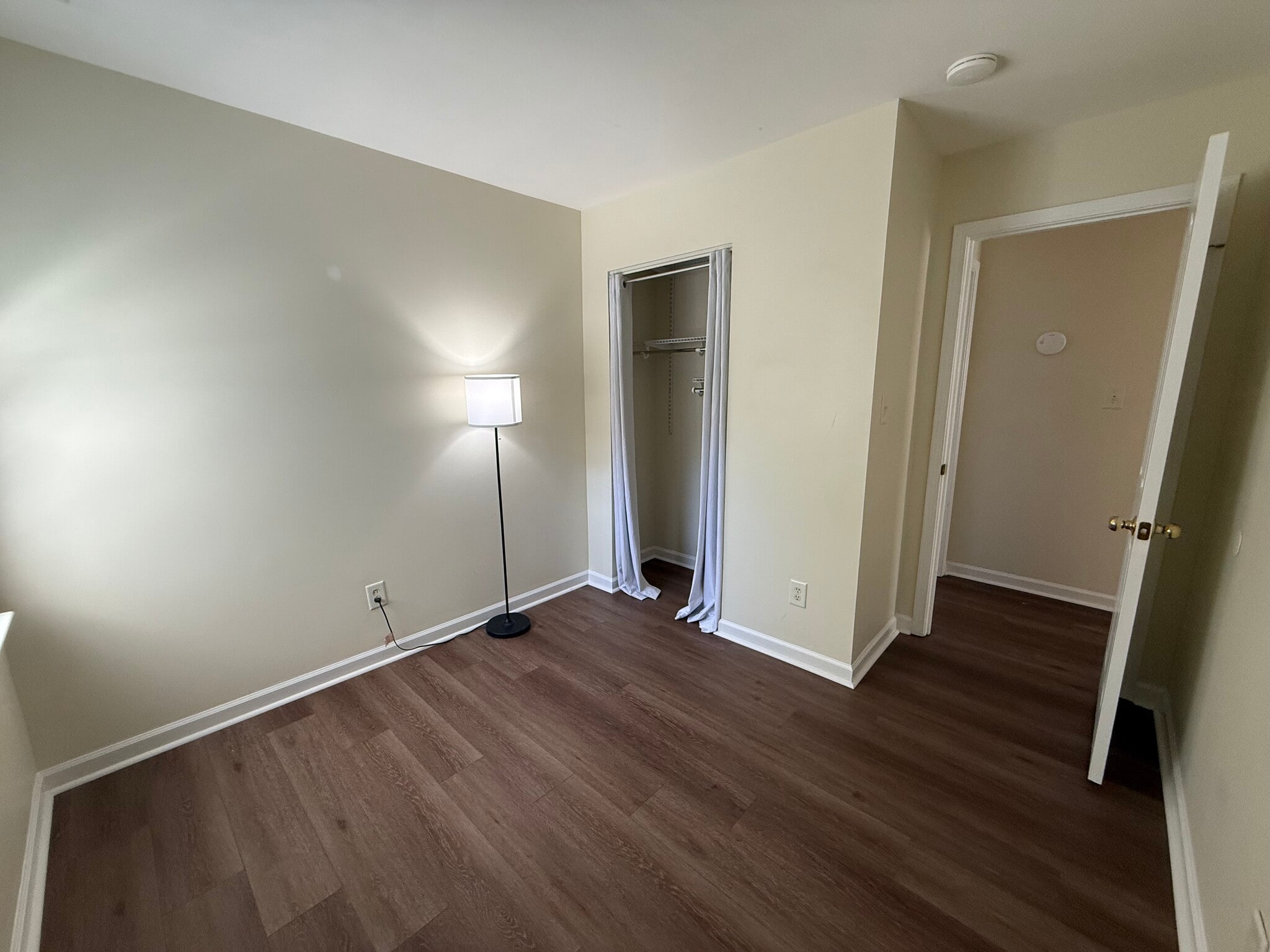 Secondary bedroom - 8253 Belmont Stables Dr