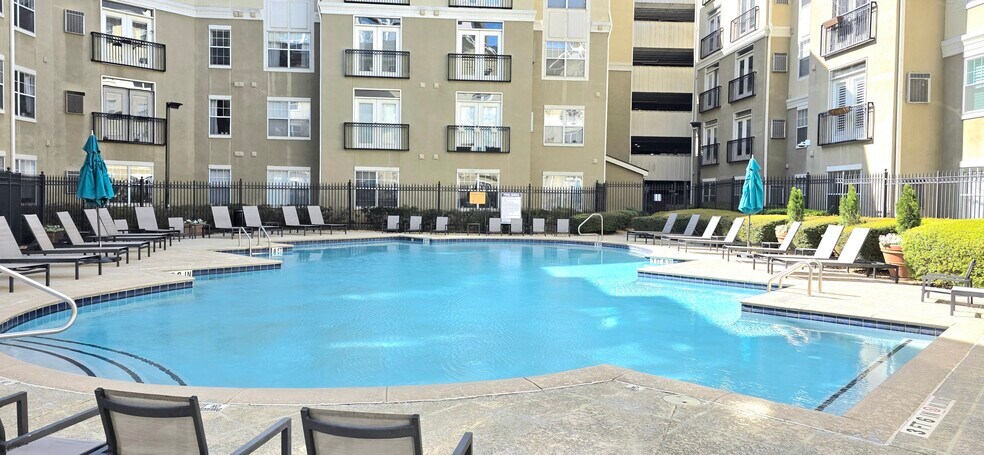 Building Photo - 800 Peachtree St NE