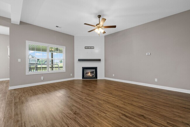 Building Photo - 1398 Citadel Dr