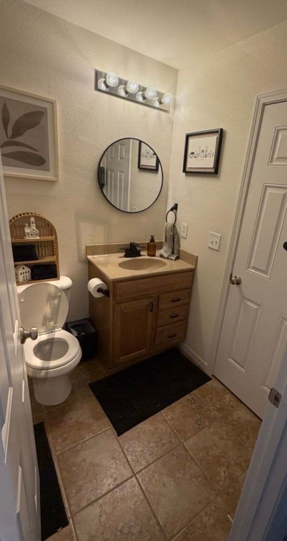 Building Photo - ADORABLE DUPLEX CLOSE TO EISENHOWER M.S!
