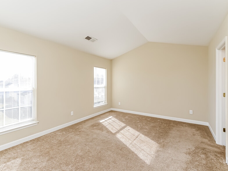 Building Photo - 3579 Thornaby Cir