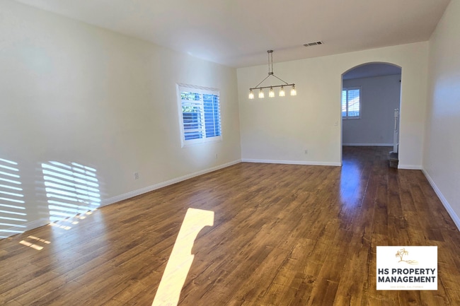 Building Photo - 1931 Wheatville St