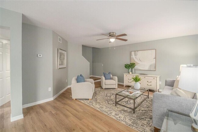 Building Photo - 2032 Fluorshire Dr