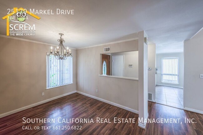 Building Photo - Single Story Three Bedroom Home in Newhall