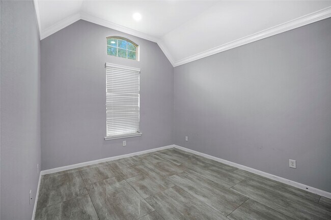 Building Photo - 22727 Whispering Timbers Way