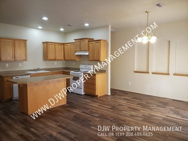 Building Photo - 8460 W Salt Creek Ct