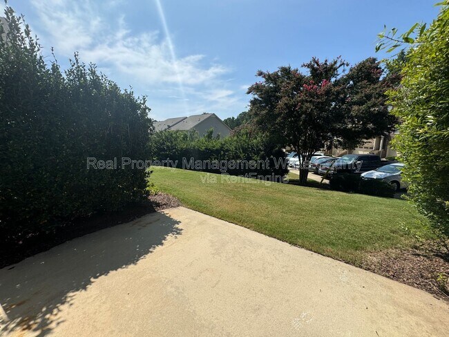 Building Photo - 8339 Niayah Way