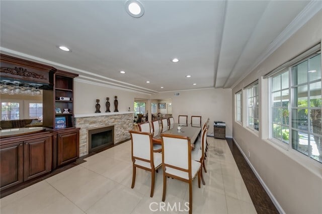 Building Photo - 814 Kellogg Ave