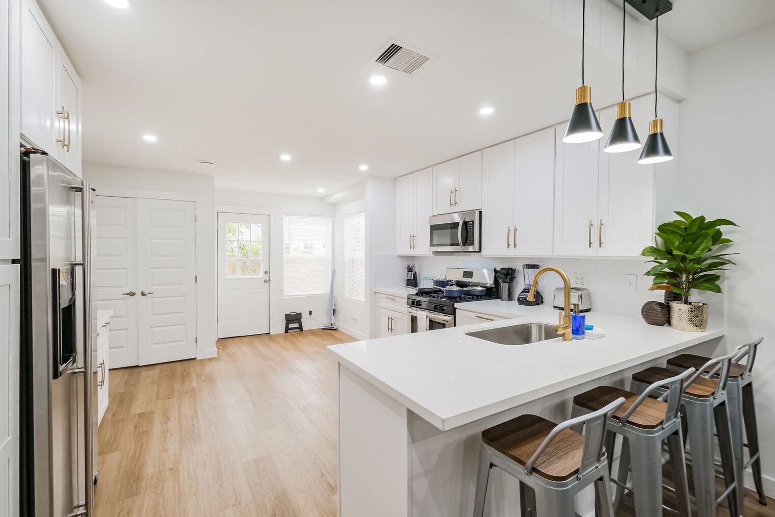 Building Photo - 412 Paschall St