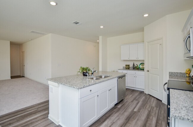 Building Photo - 1025 Long Bay Ct