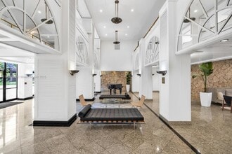 Building Photo - 780 NE 69th St