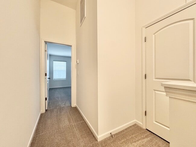 Building Photo - Two bedroom 2 1/2 bath Minutes from downtown Mooresville - SPRING Move In Special