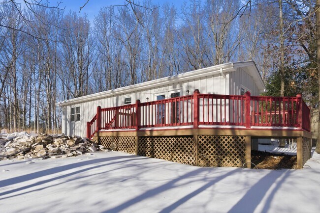 Building Photo - 1 bed/1 bath. Pet Friendly Travel Nurse